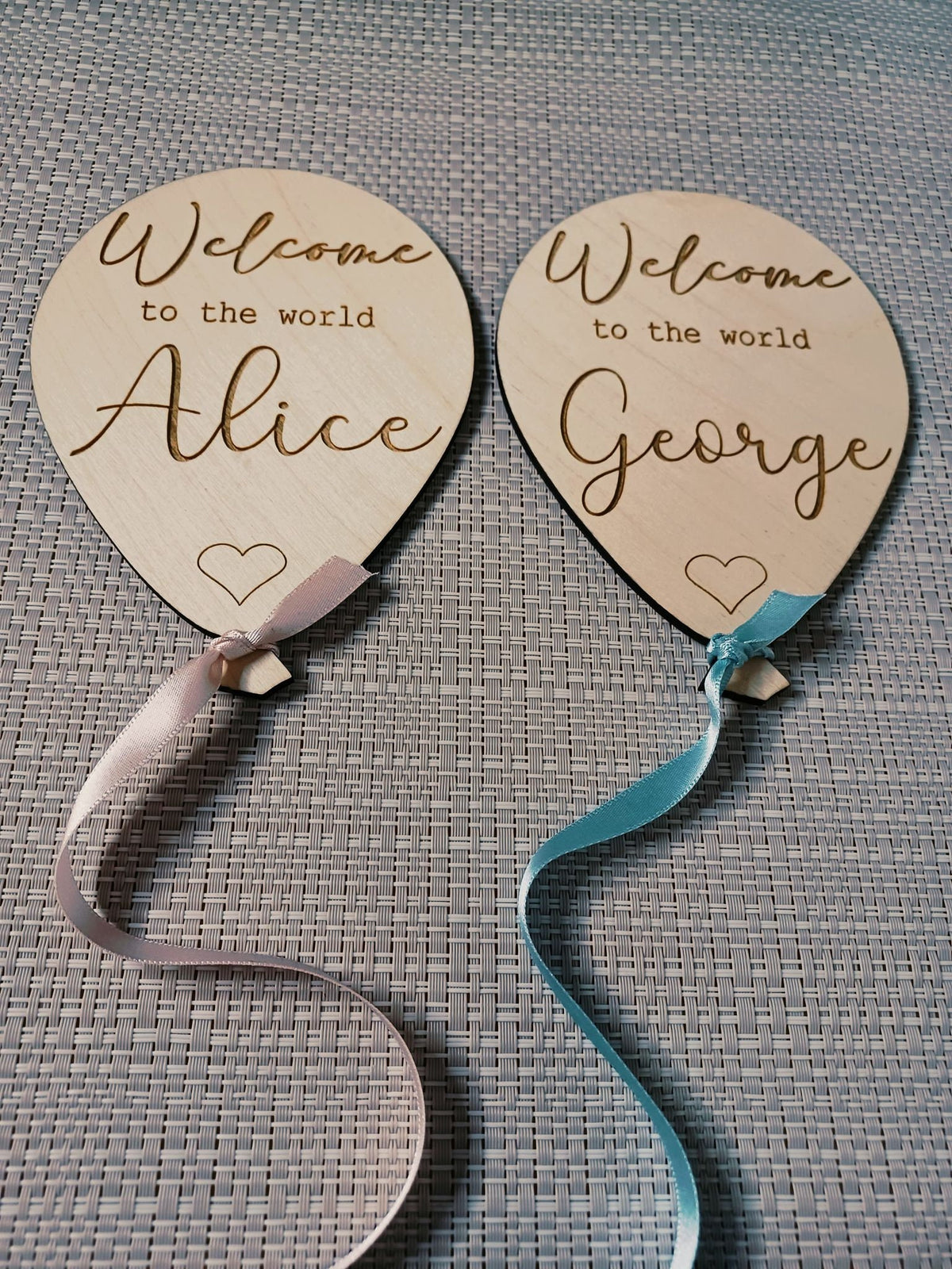 Balloon-Shaped Personalised Baby Annoucement Sign