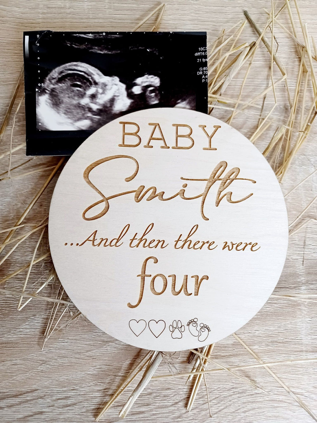 Family Pregnancy Announcement Disc with Hearts
