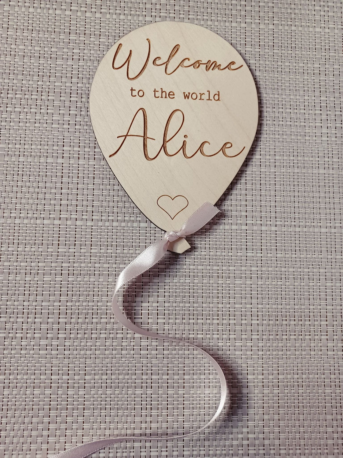 Balloon-Shaped Personalised Baby Annoucement Sign
