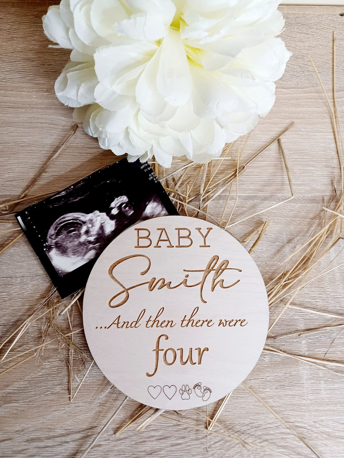 Family Pregnancy Announcement Disc with Hearts