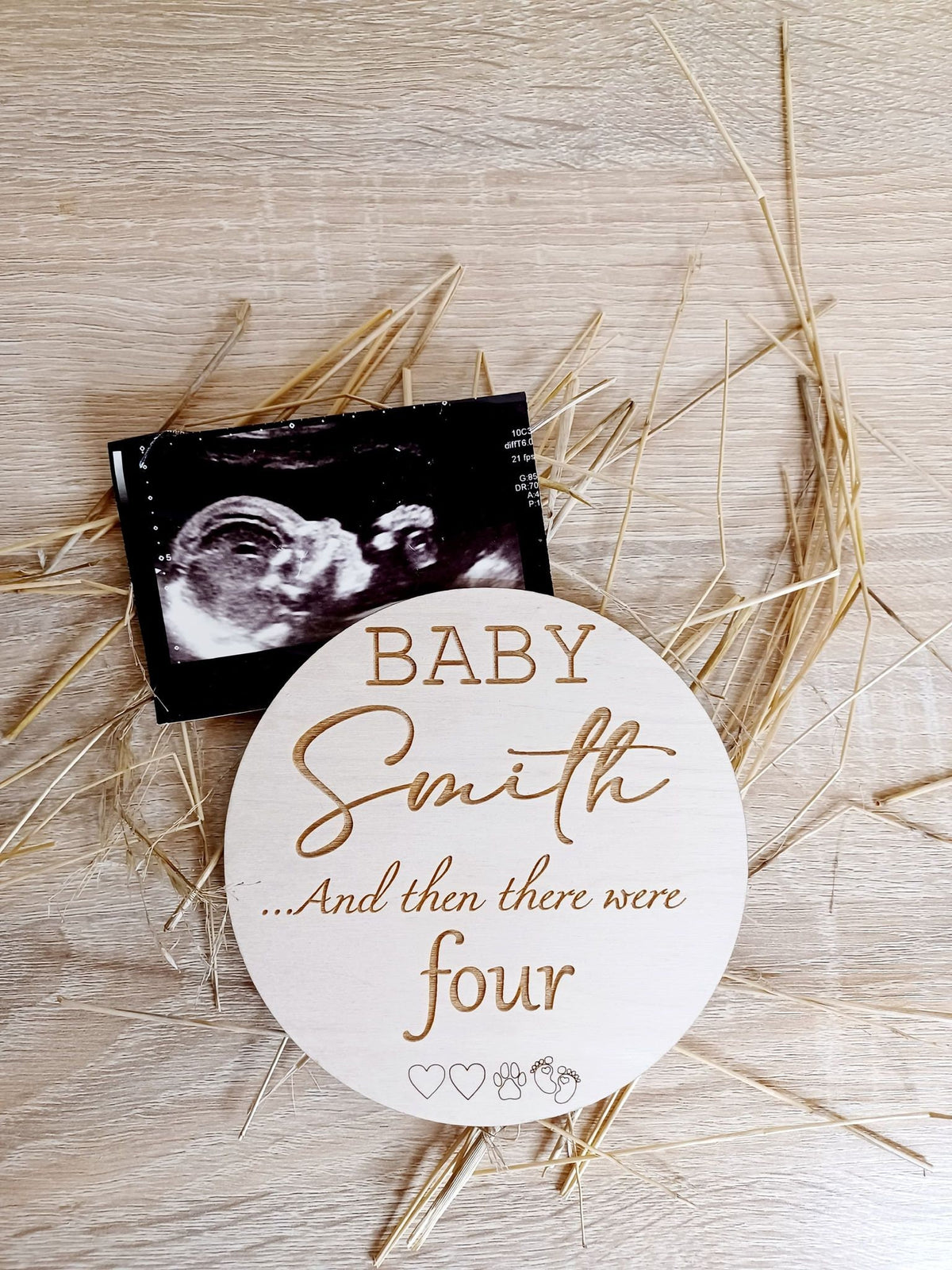 Family Pregnancy Announcement Disc with Hearts