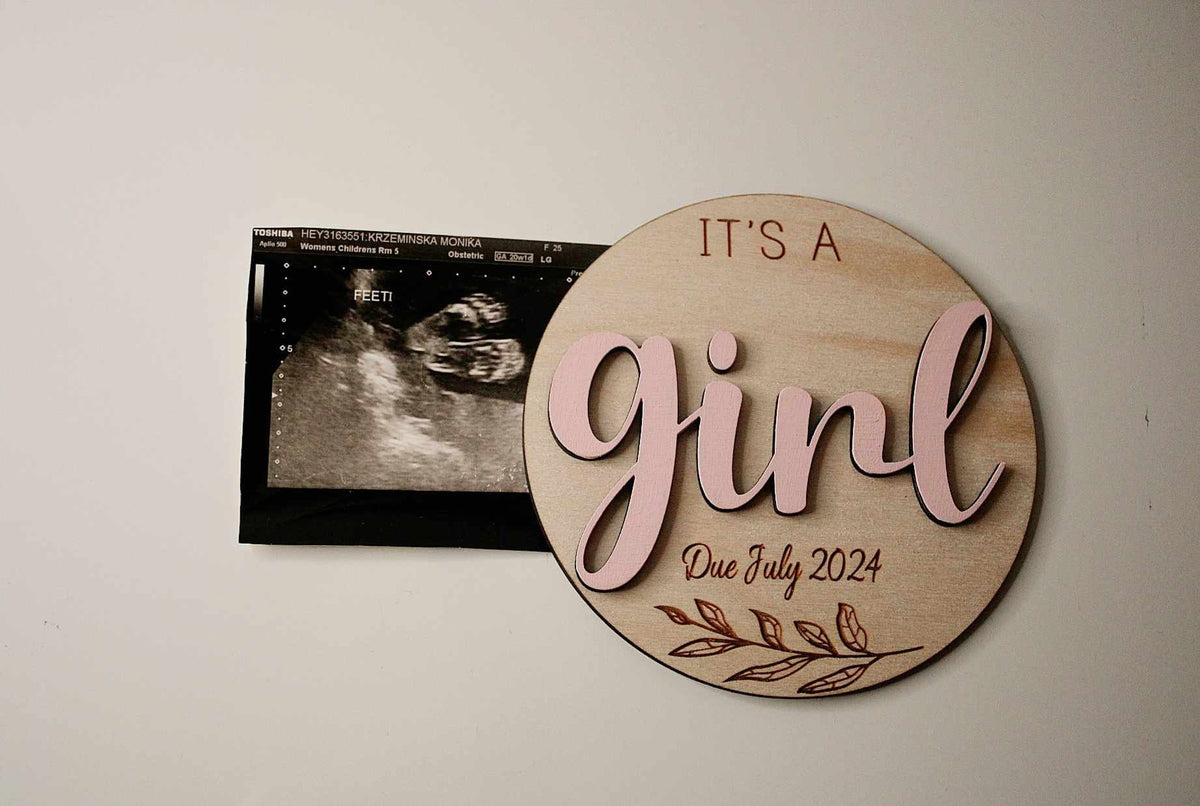 Double Sided Gender Reveal Plaque - It's a Girl