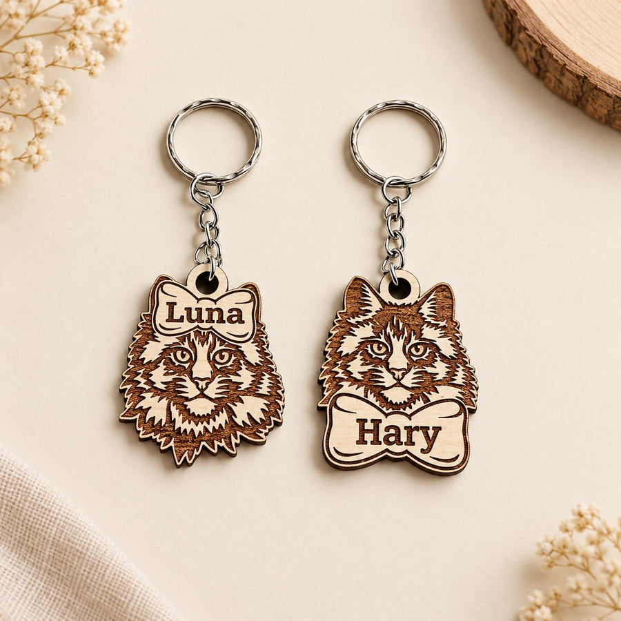 Personalised Maine Coon Cat Keychain